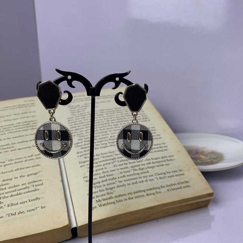 vintage plaid smiley earring